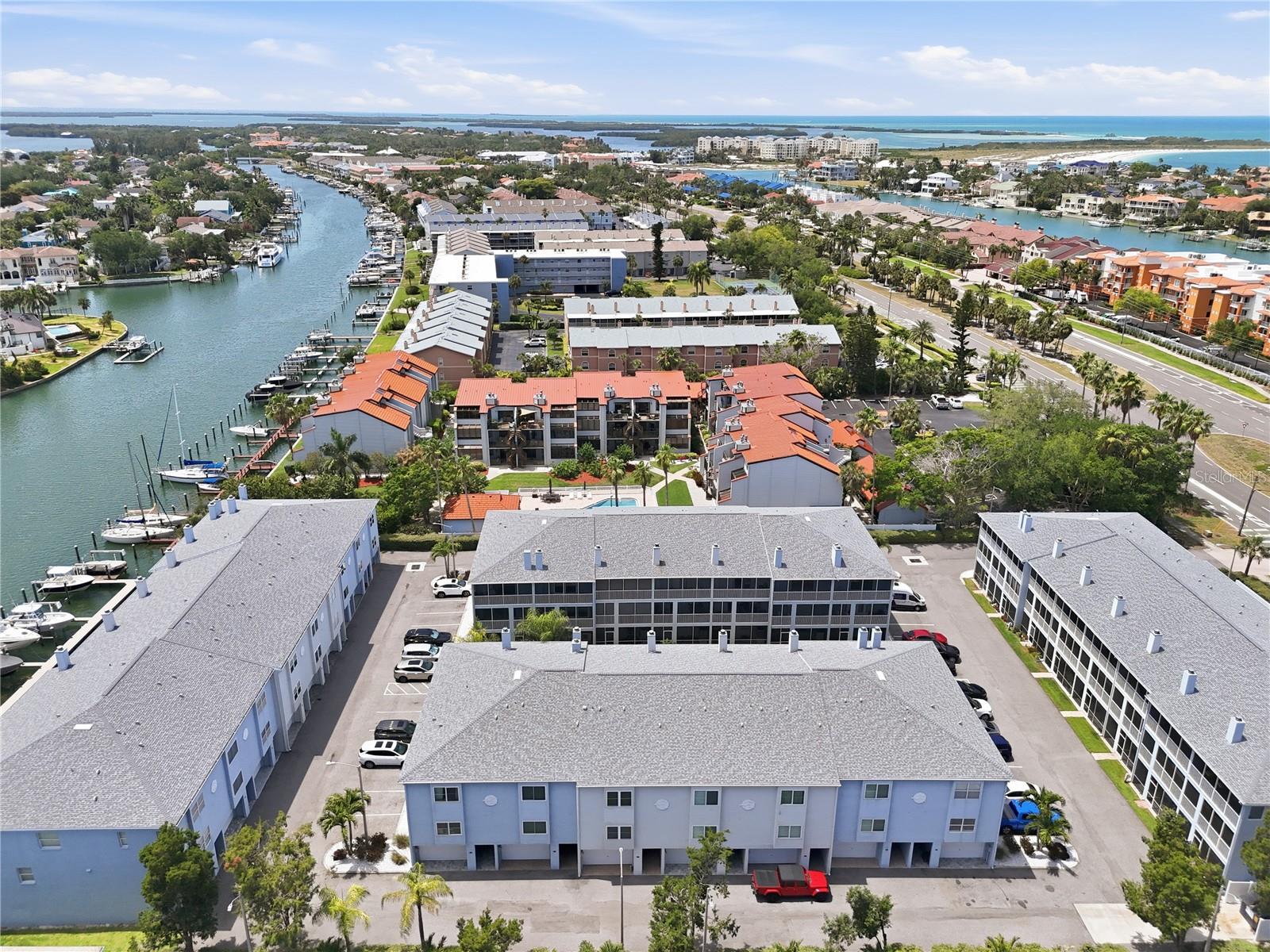 545 PINELLAS BAYWAY S #302, ST PETERSBURG, FL, 33715