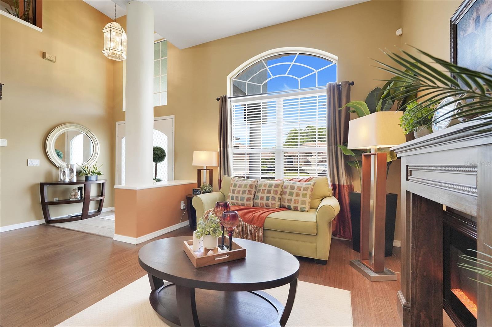 2733 RUNYON CIR, ORLANDO, FL, 32837