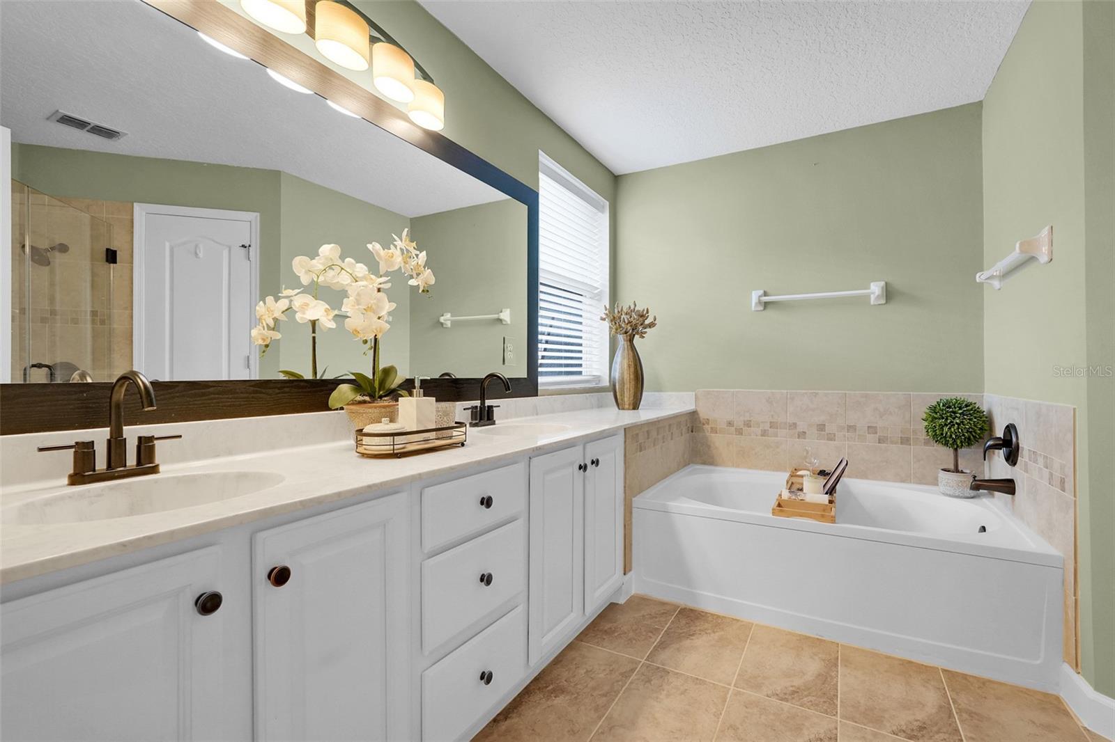 2733 RUNYON CIR, ORLANDO, FL, 32837