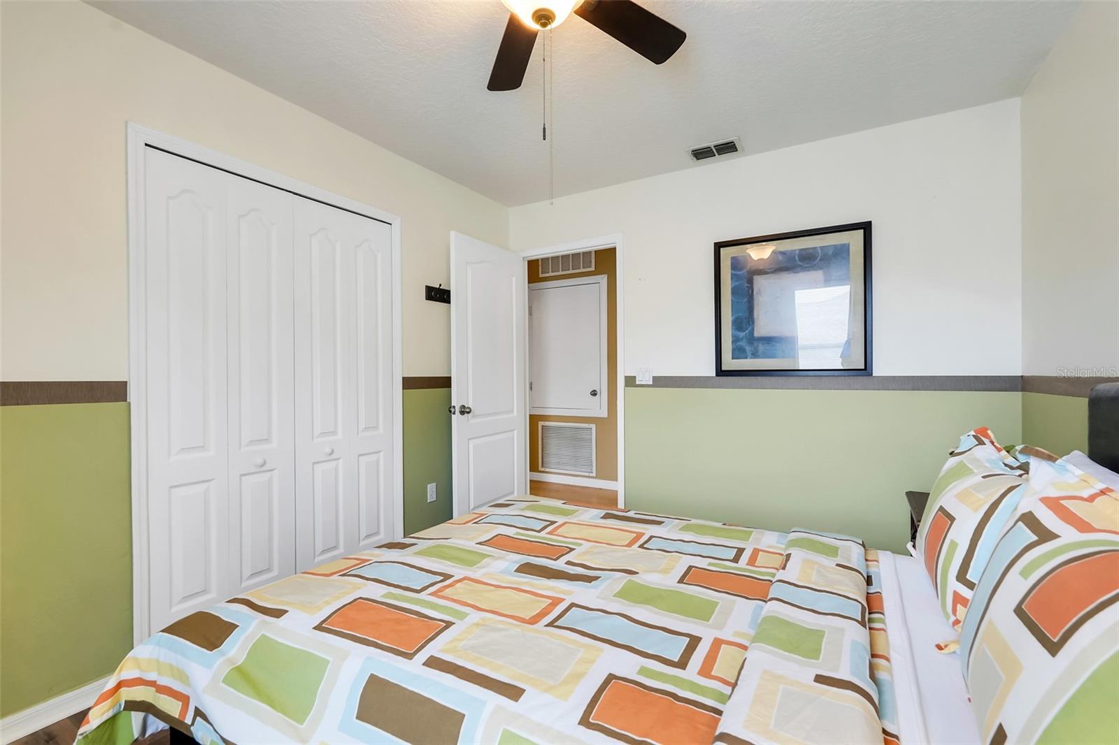 2733 RUNYON CIR, ORLANDO, FL, 32837