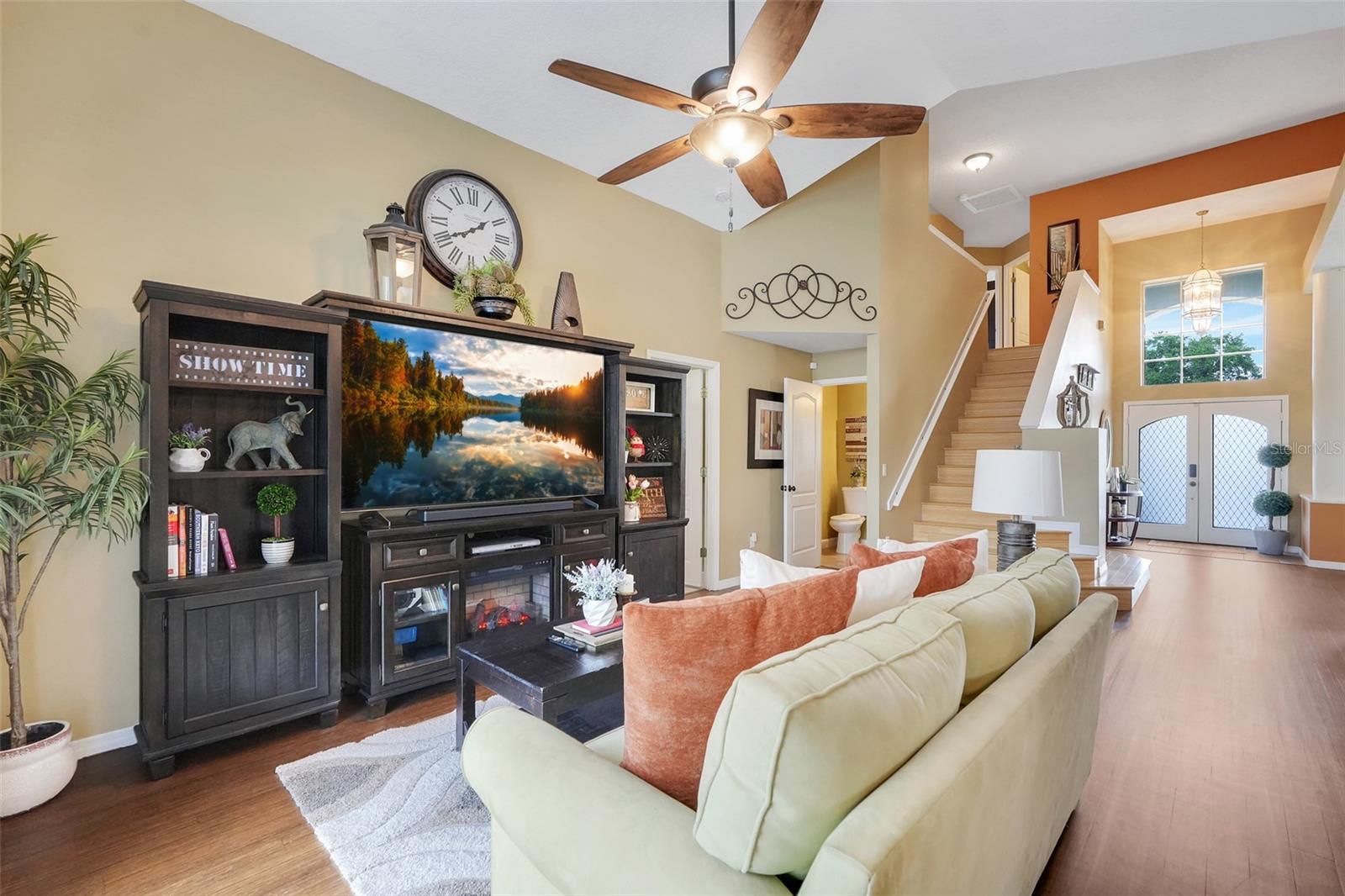 2733 RUNYON CIR, ORLANDO, FL, 32837