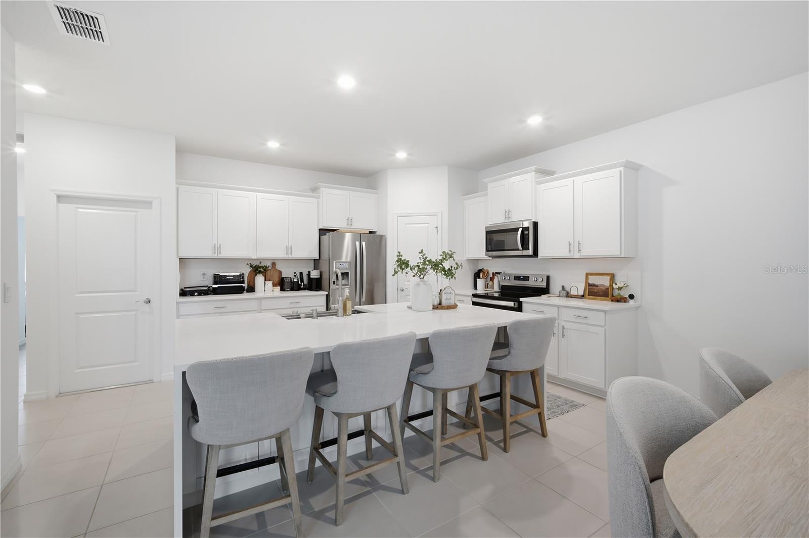 32305 LEXINGTON ST, WESLEY CHAPEL, FL, 33543