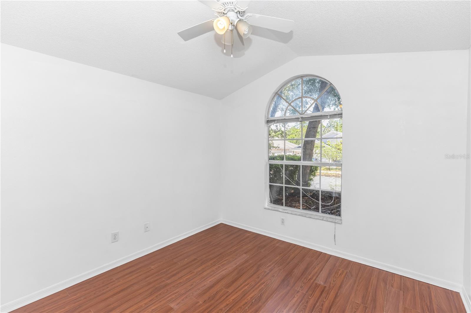 976 ROYAL OAKS DR, APOPKA, FL, 32703