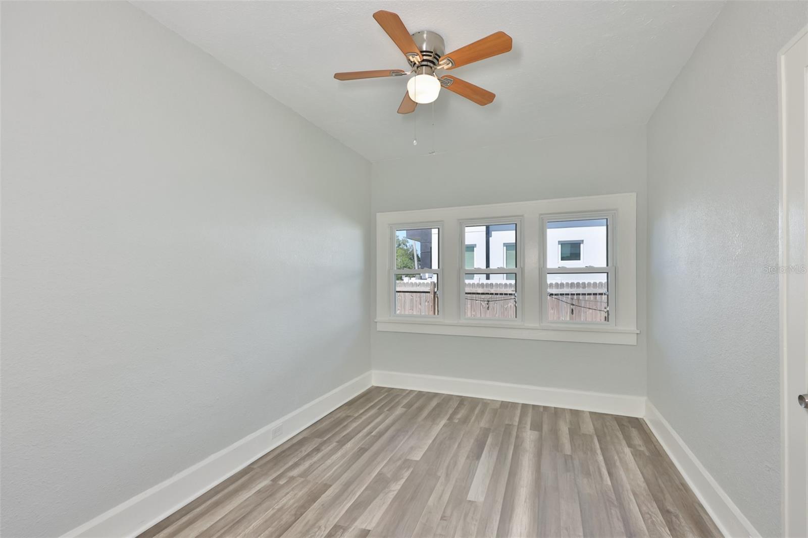 5211 4TH AVE S, ST PETERSBURG, FL, 33707