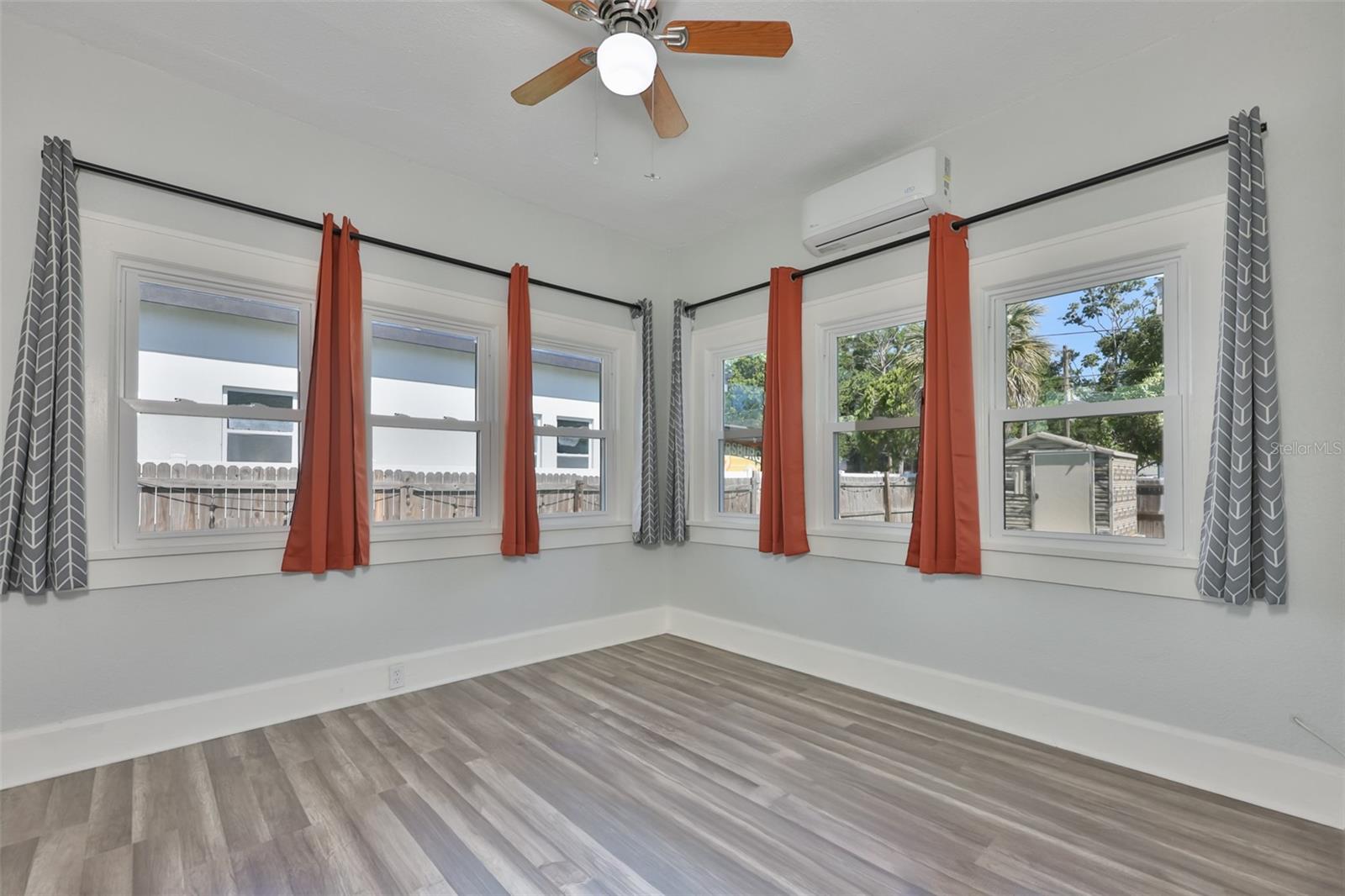 5211 4TH AVE S, ST PETERSBURG, FL, 33707