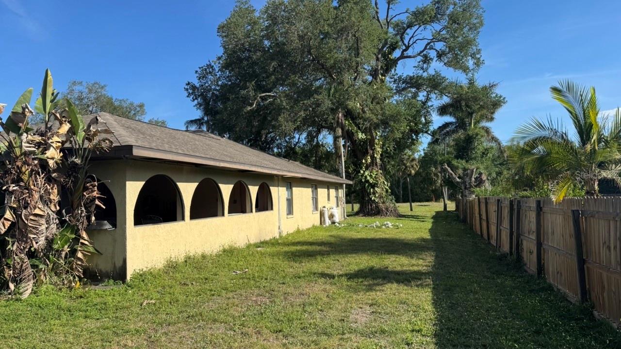 2102 28TH STREET CT E, PALMETTO, FL, 34221