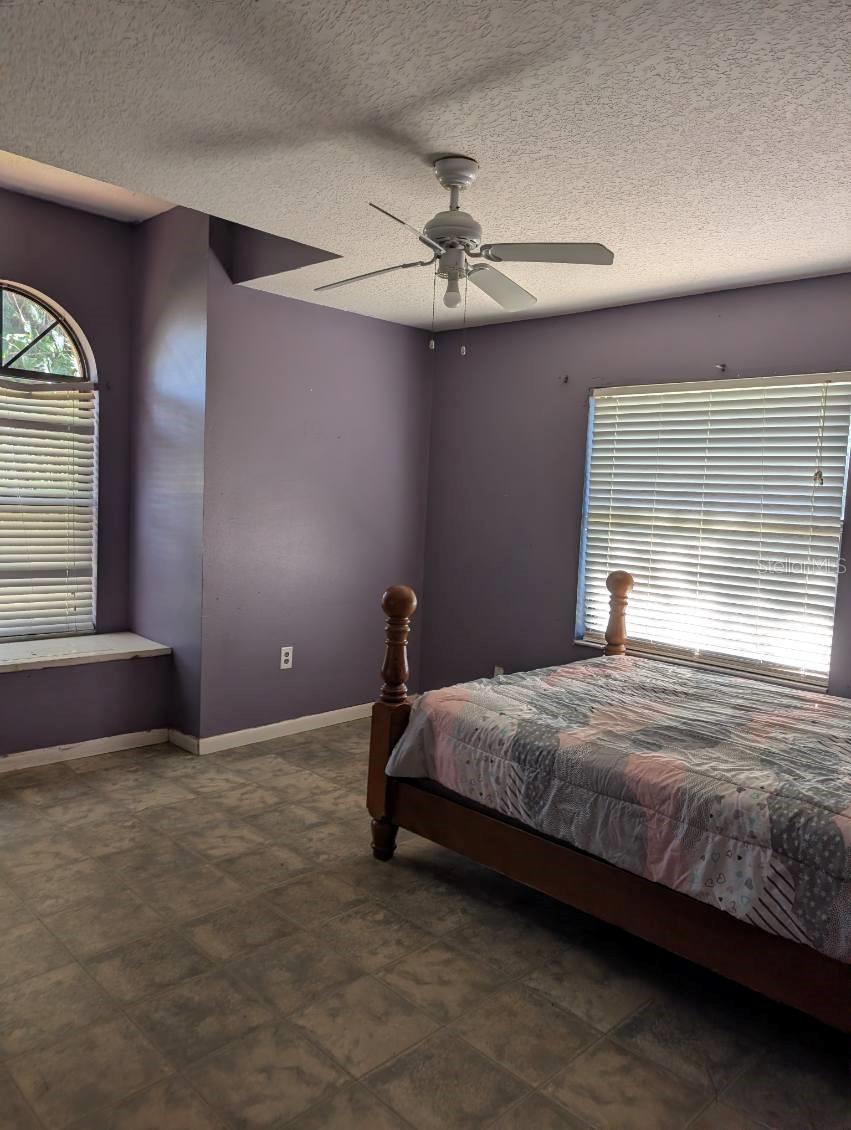 2102 28TH STREET CT E, PALMETTO, FL, 34221