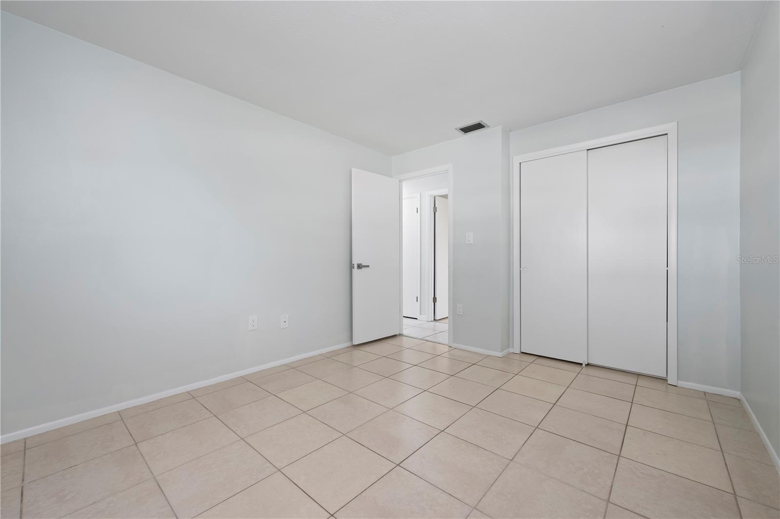 5446 FOXWOOD DR, SARASOTA, FL, 34232