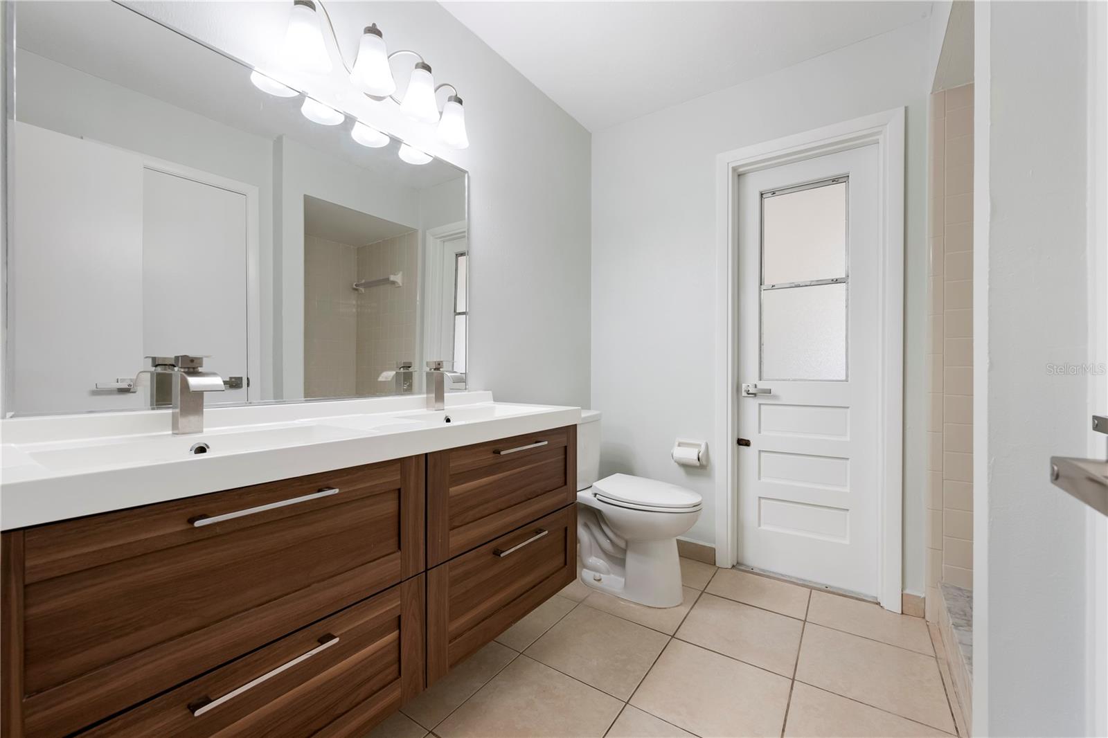 5446 FOXWOOD DR, SARASOTA, FL, 34232