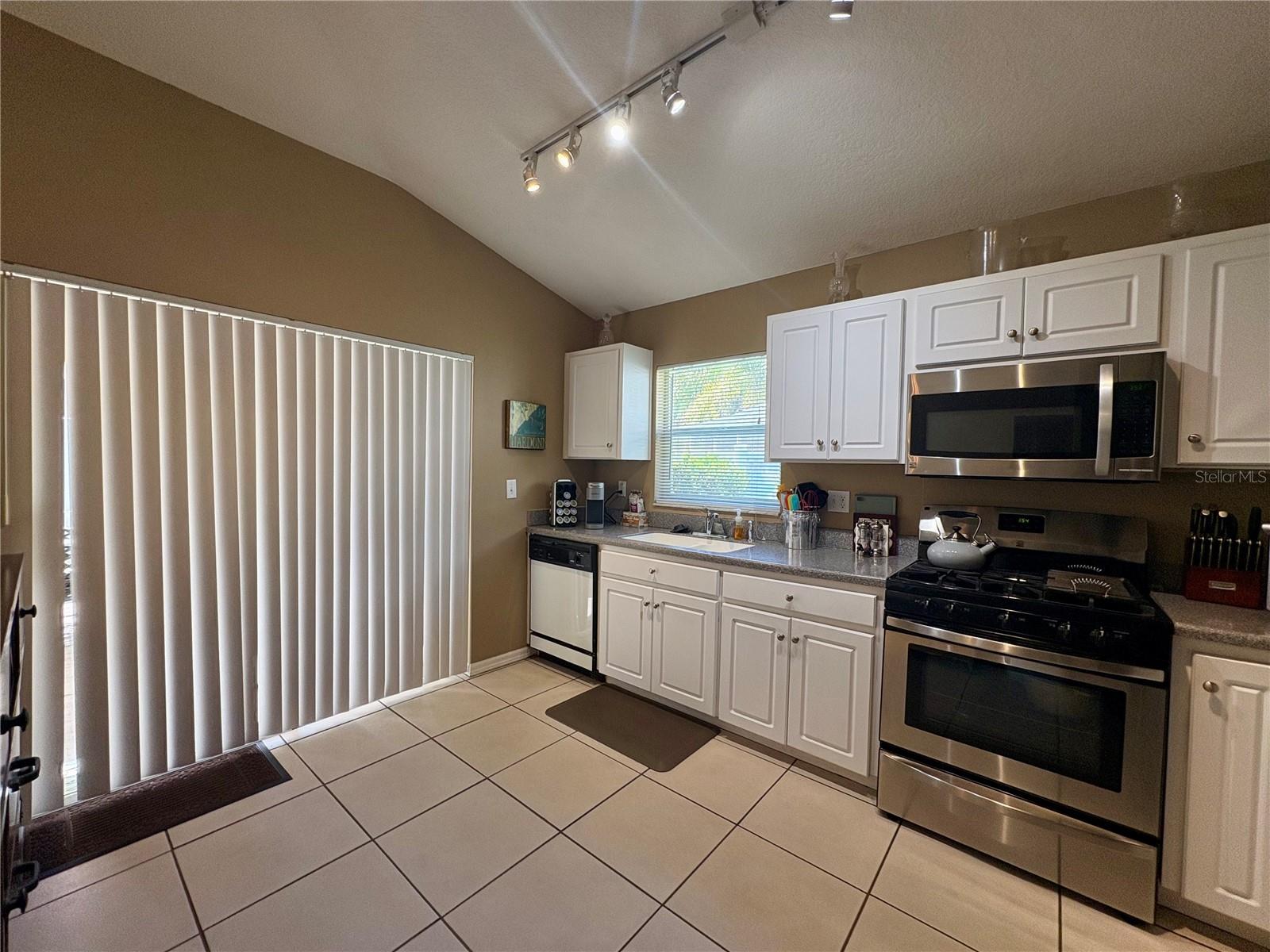 17744 ESPRIT DR, TAMPA, FL, 33647