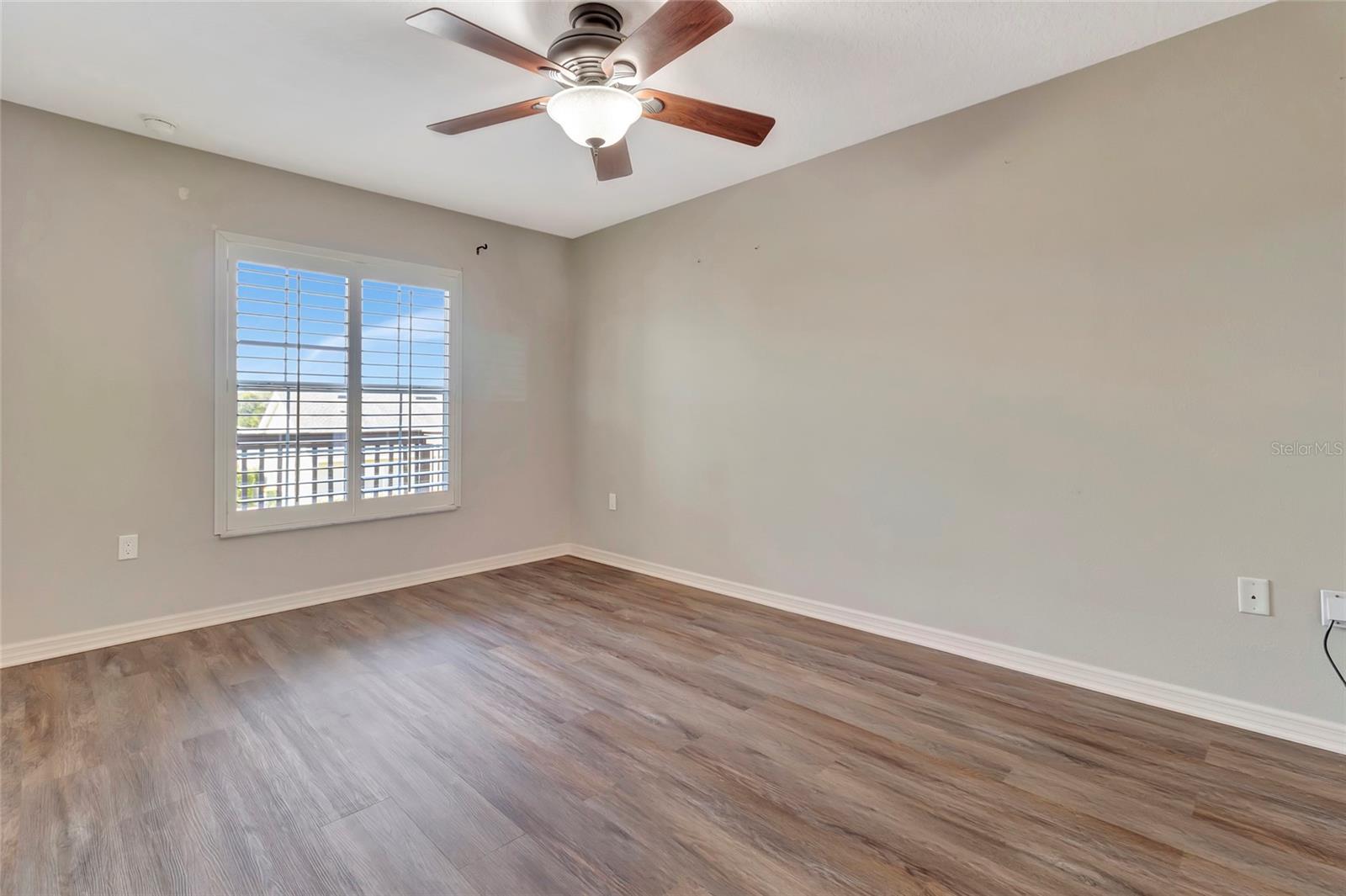 106 FAIRWAY CIR, UMATILLA, FL, 32784
