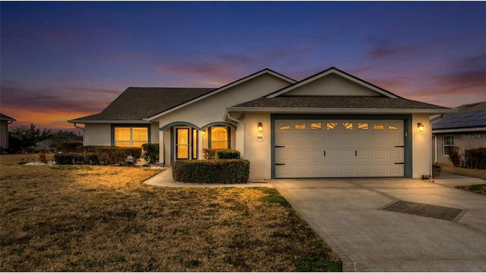 106 FAIRWAY CIR, UMATILLA, FL, 32784