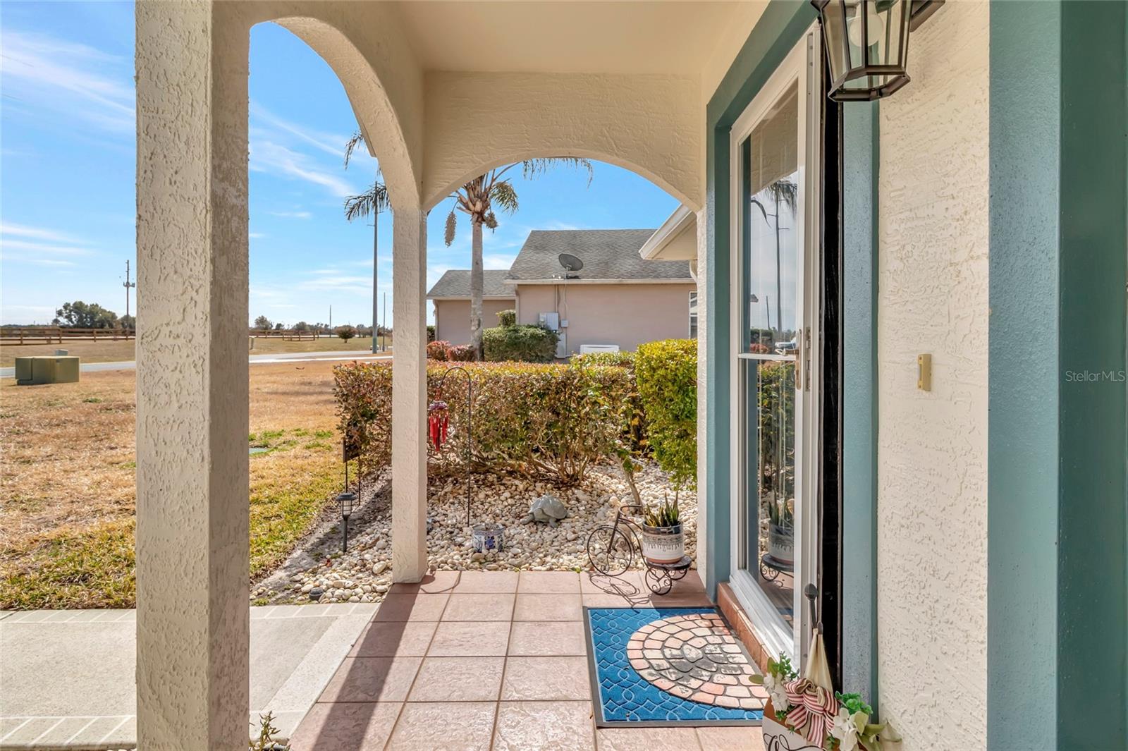 106 FAIRWAY CIR, UMATILLA, FL, 32784
