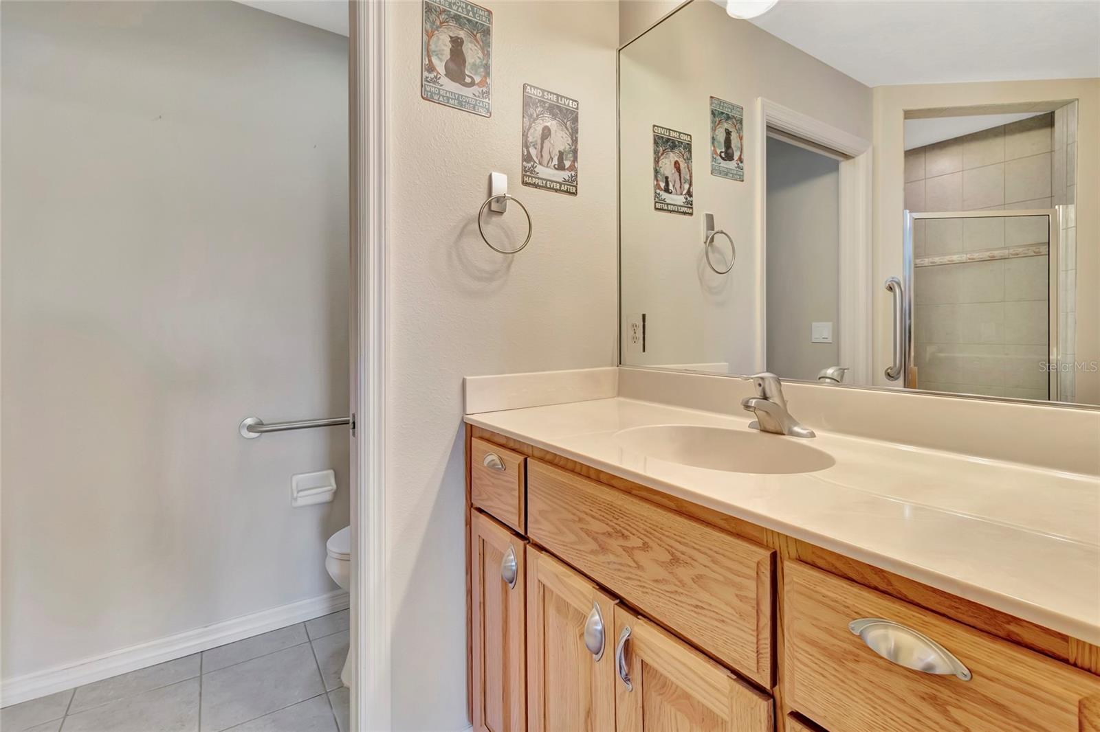 106 FAIRWAY CIR, UMATILLA, FL, 32784
