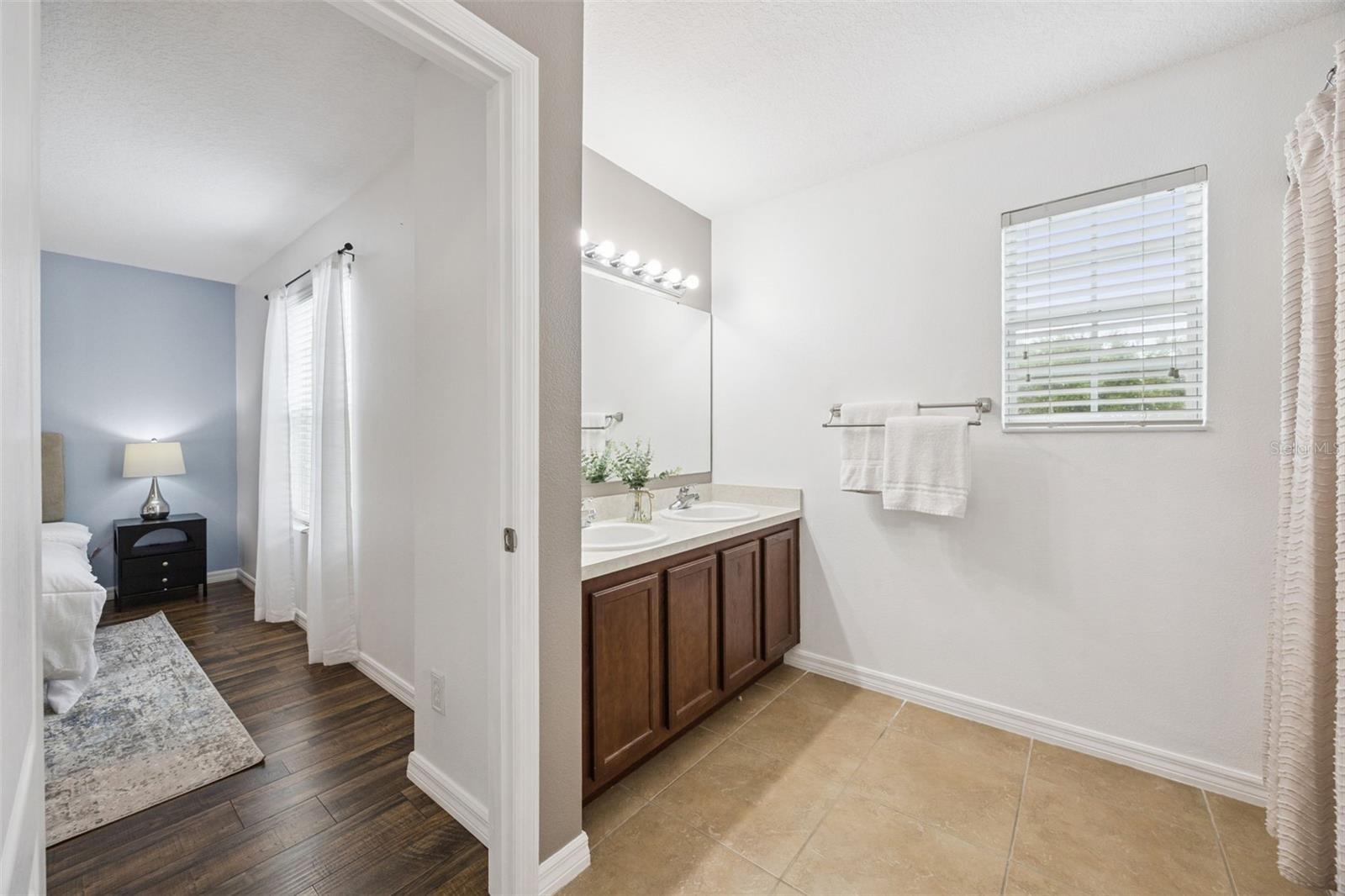 1732 BUCKEYE FALLS WAY, ORLANDO, FL, 32824