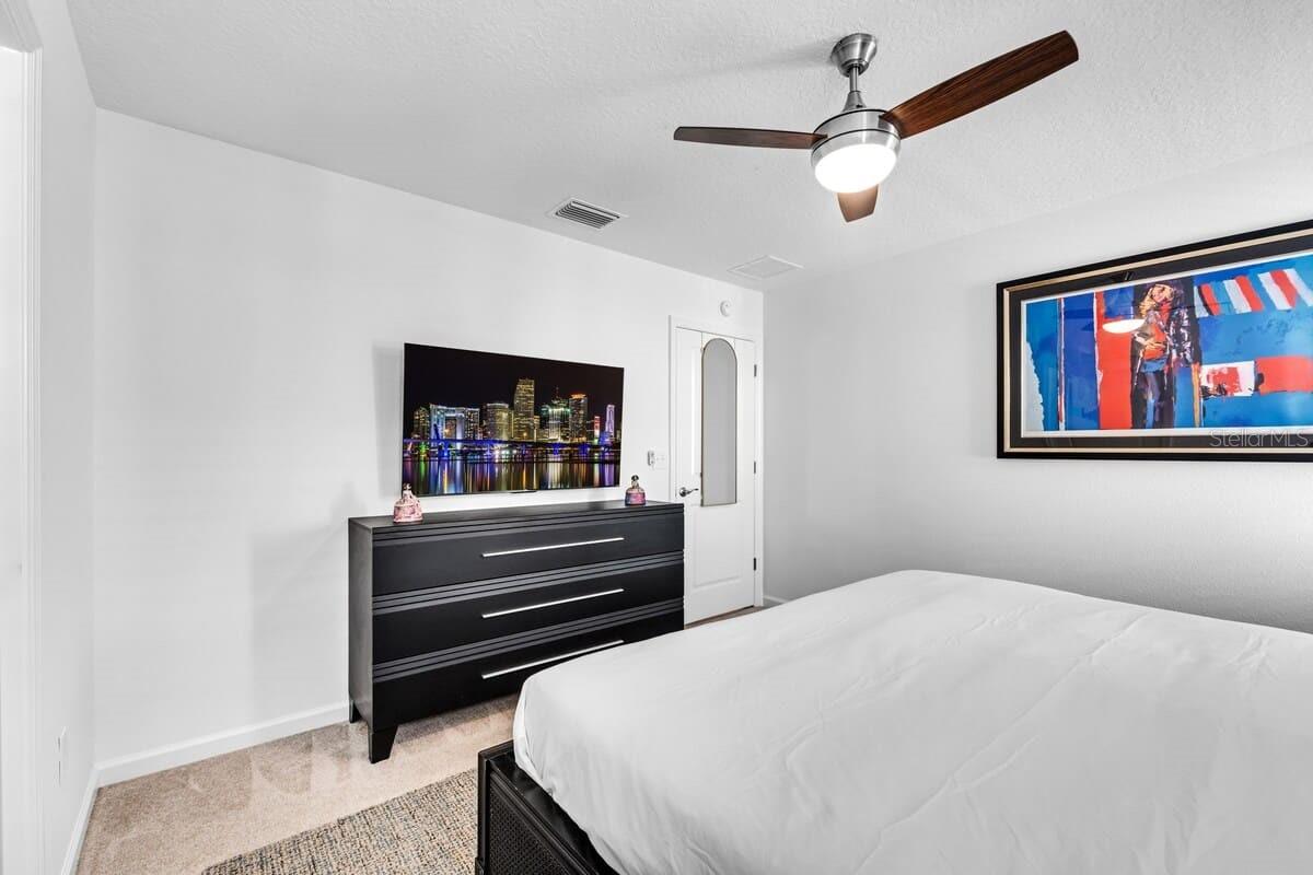 699 JOSEPH WAY, THE VILLAGES, FL, 34762