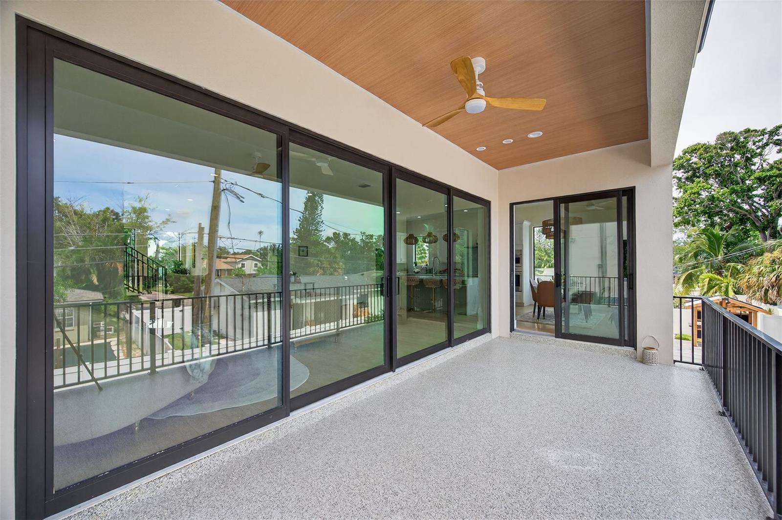1935 SHORE ACRES BLVD NE, ST PETERSBURG, FL, 33703