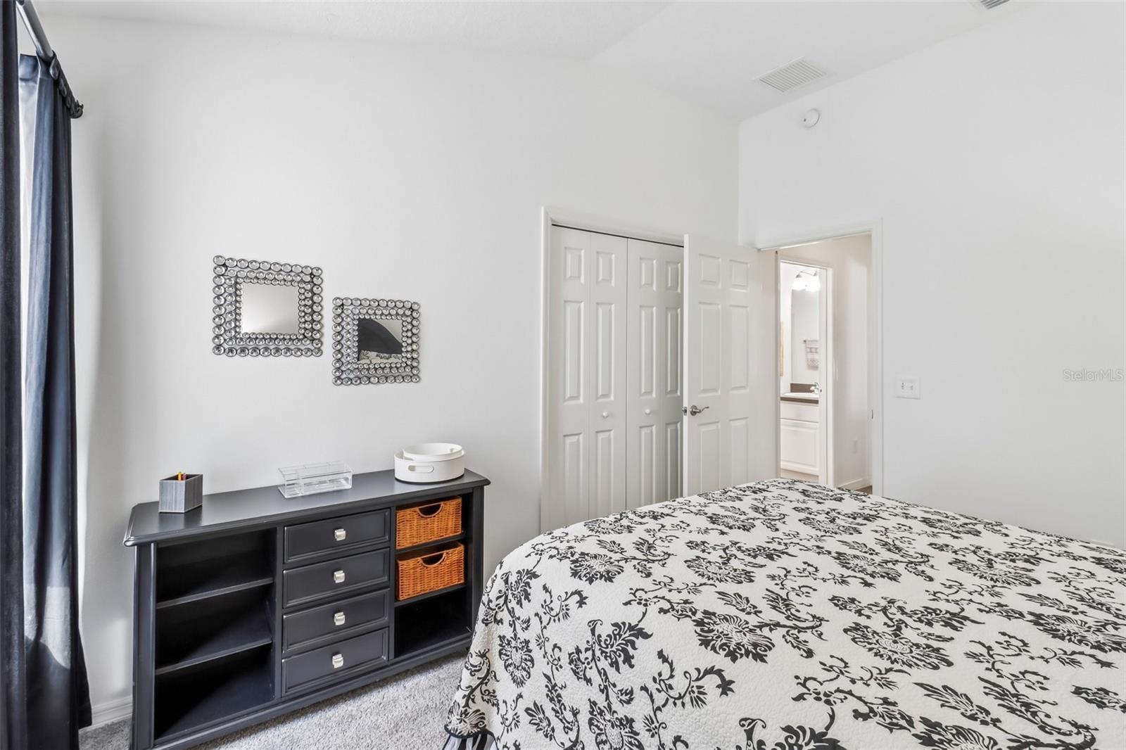 2408 CARRIAGE HILL WAY, THE VILLAGES, FL, 32162