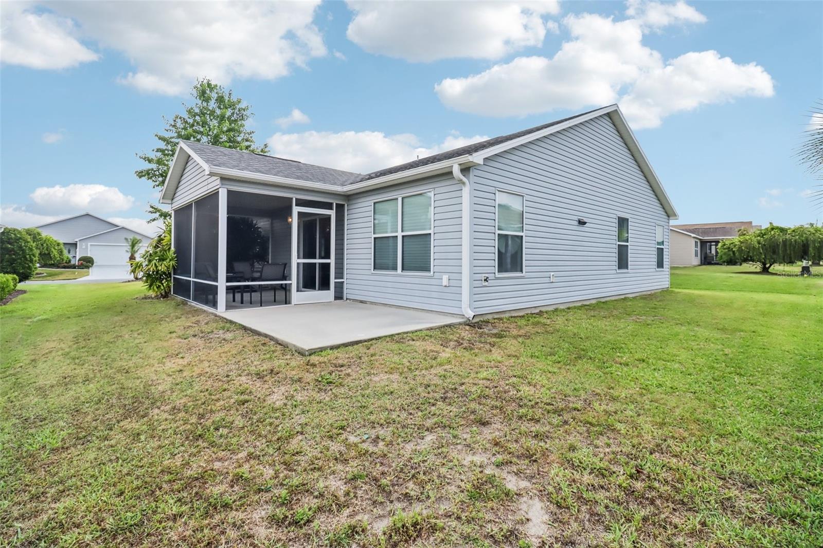 2408 CARRIAGE HILL WAY, THE VILLAGES, FL, 32162