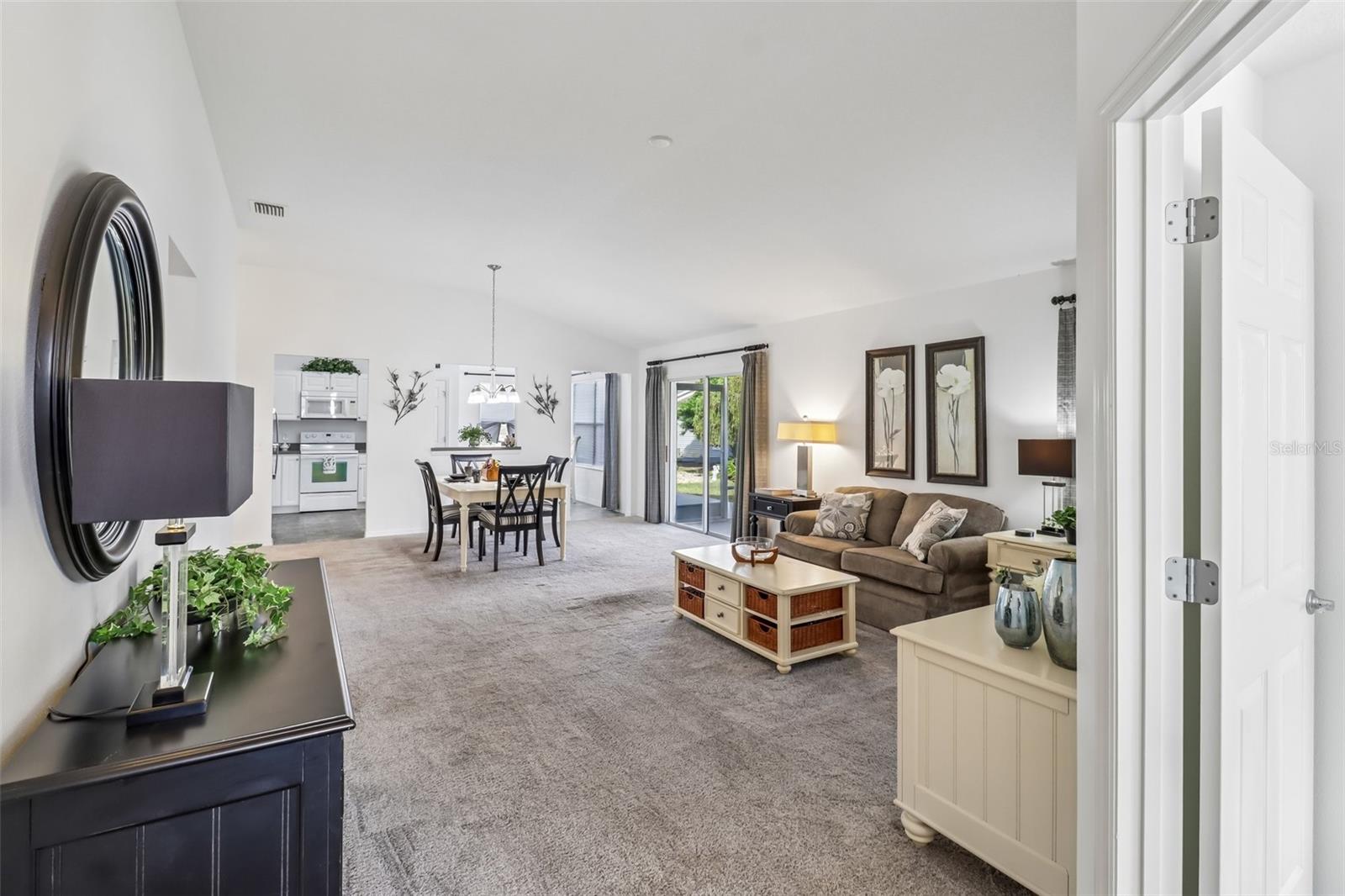 2408 CARRIAGE HILL WAY, THE VILLAGES, FL, 32162