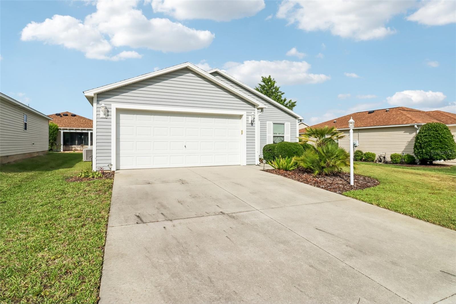 2408 CARRIAGE HILL WAY, THE VILLAGES, FL, 32162
