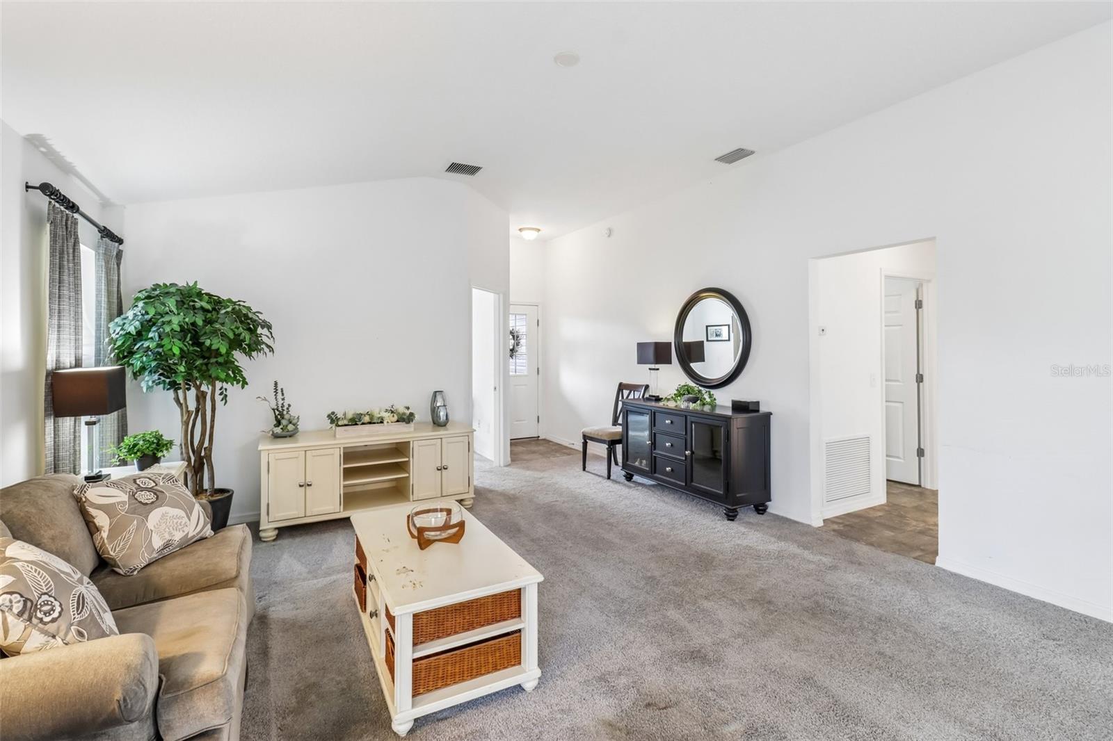 2408 CARRIAGE HILL WAY, THE VILLAGES, FL, 32162