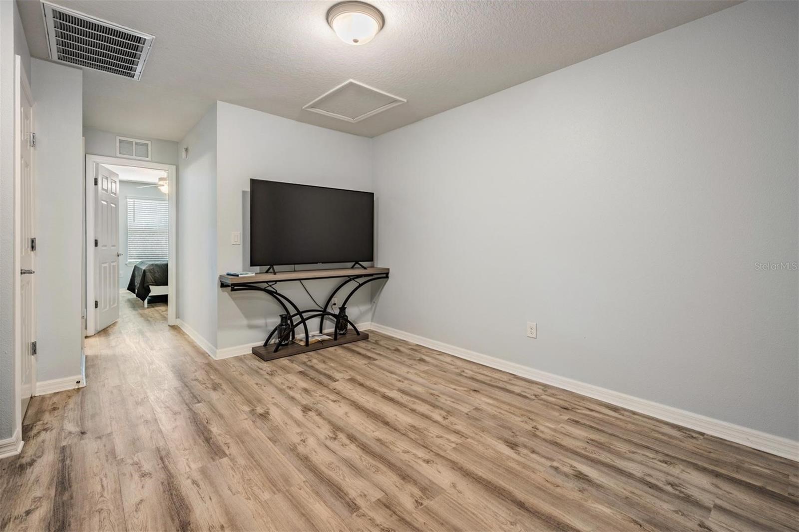 5192 SYLVESTER LOOP, TAMPA, FL, 33610