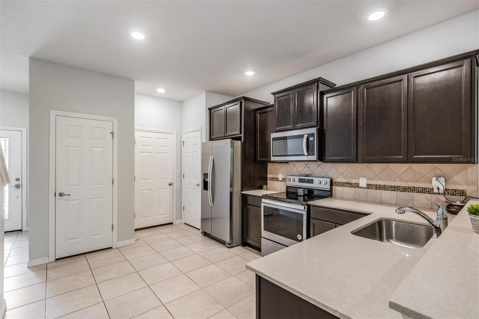 5192 SYLVESTER LOOP, TAMPA, FL, 33610