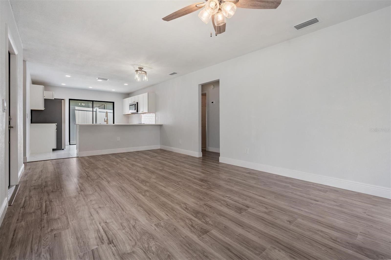 11005 UNDERWOOD PL, TAMPA, FL, 33624