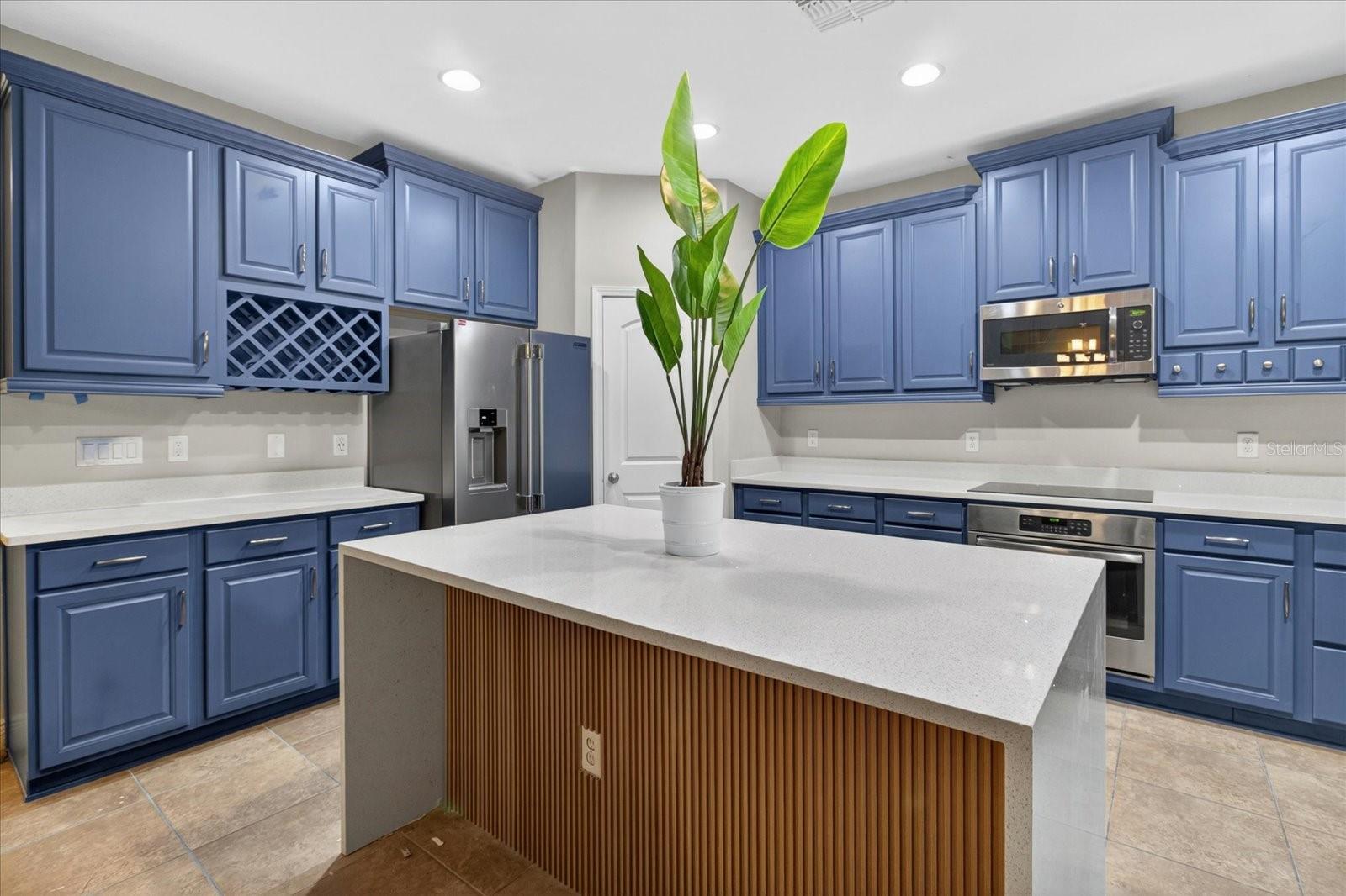 1389 HERITAGE LANDINGS DR, LAKELAND, FL, 33805