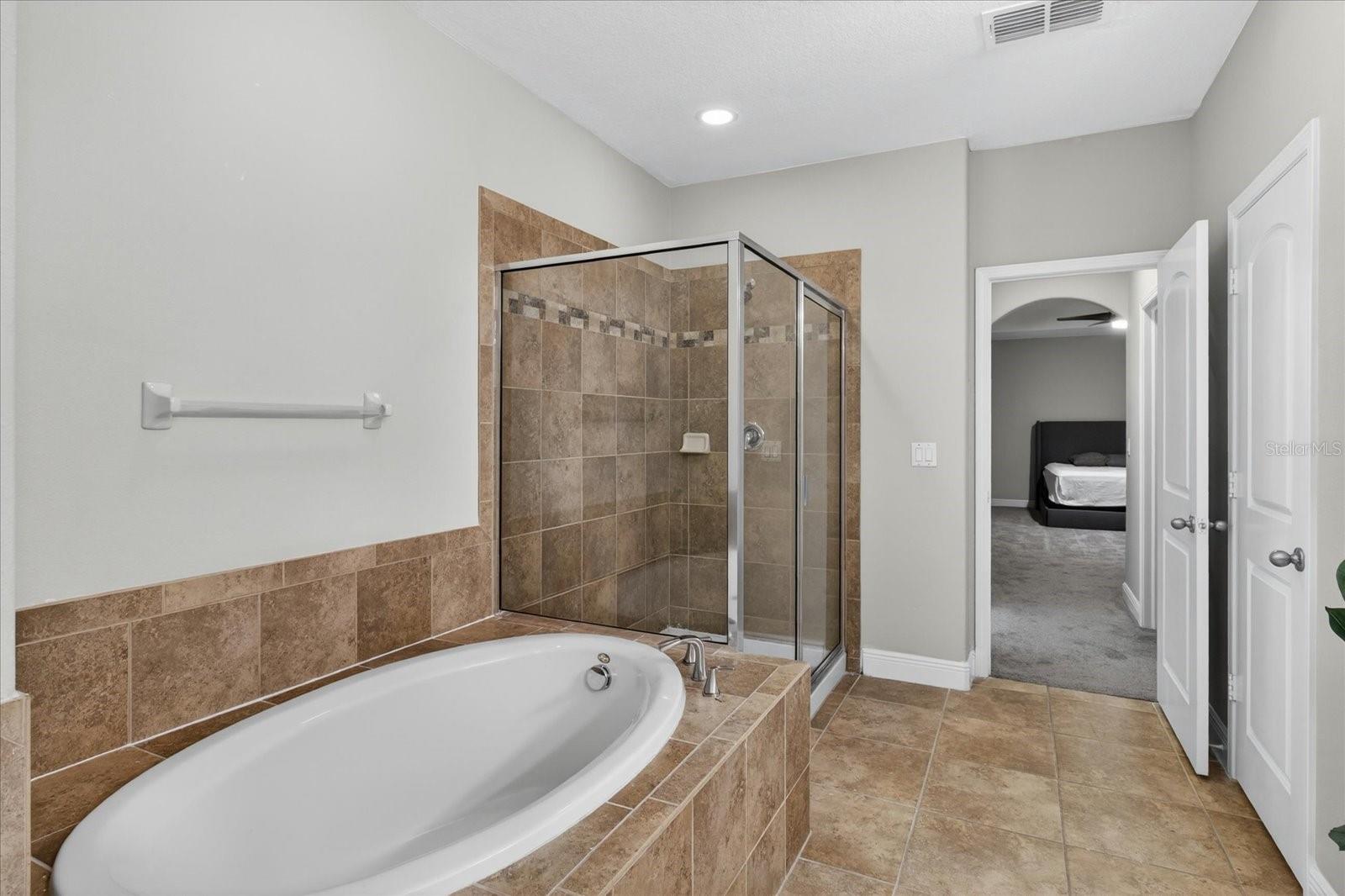 1389 HERITAGE LANDINGS DR, LAKELAND, FL, 33805