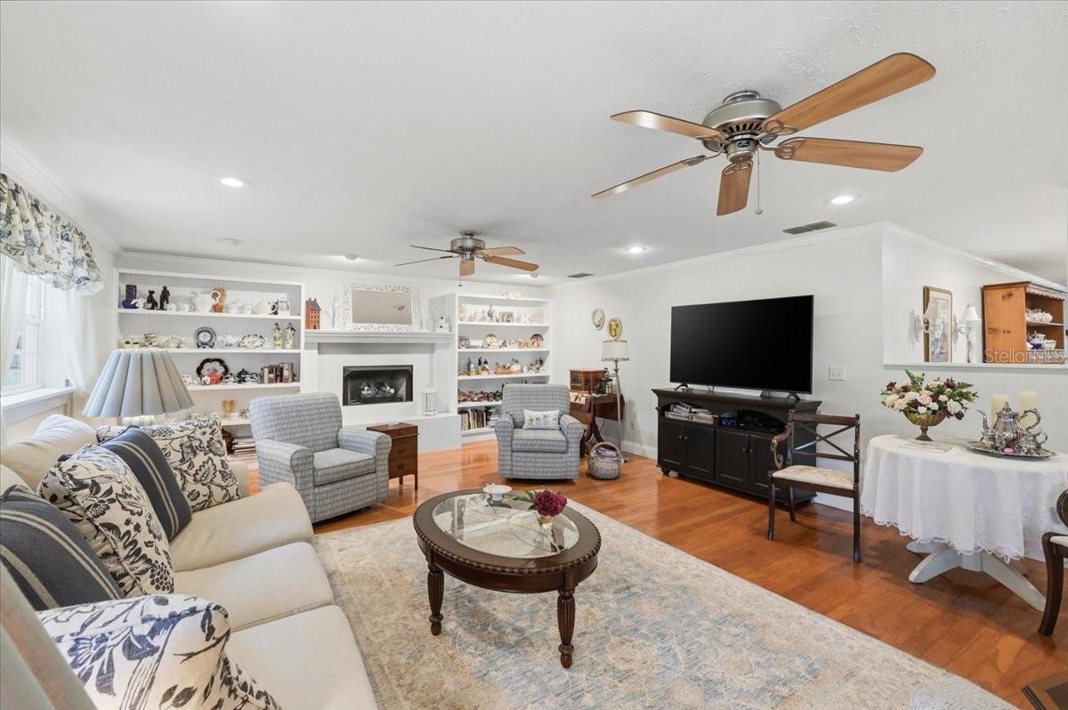 2910 FRITZKE RD, DOVER, FL, 33527
