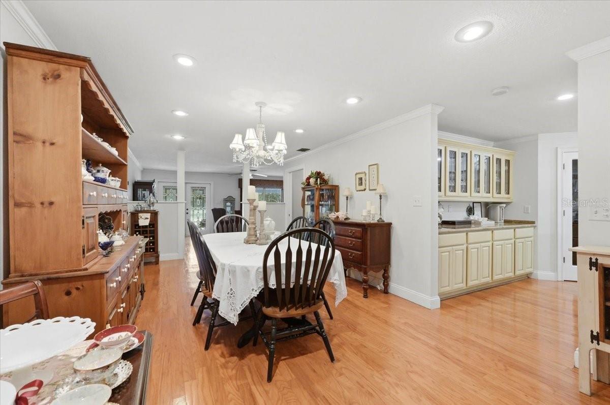 2910 FRITZKE RD, DOVER, FL, 33527
