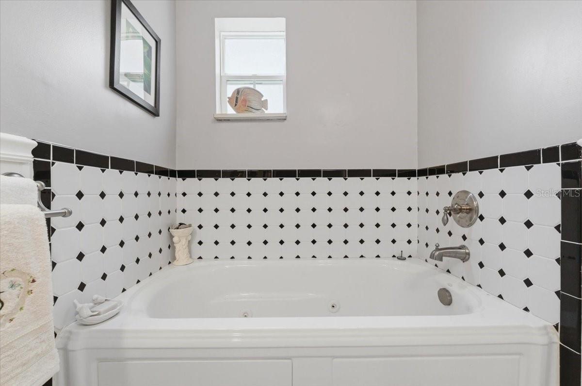 2910 FRITZKE RD, DOVER, FL, 33527