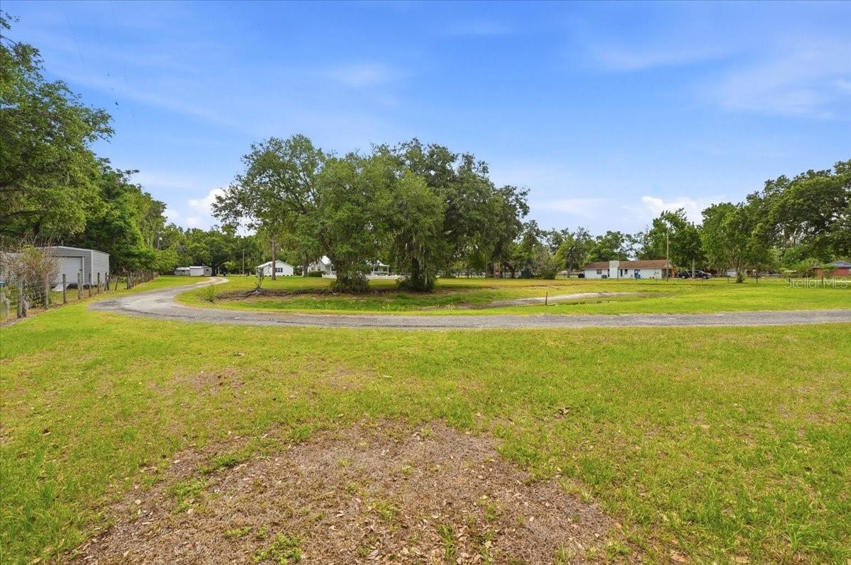 2910 FRITZKE RD, DOVER, FL, 33527