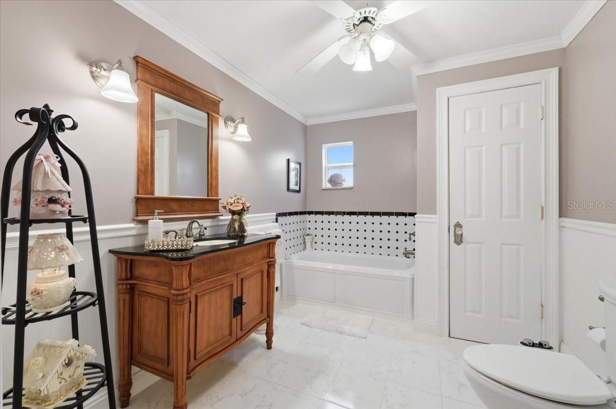 2910 FRITZKE RD, DOVER, FL, 33527