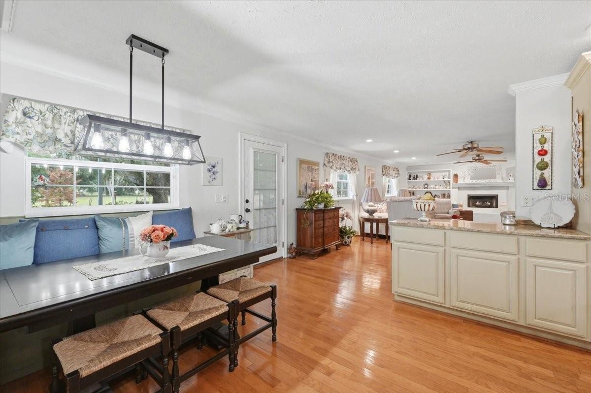 2910 FRITZKE RD, DOVER, FL, 33527