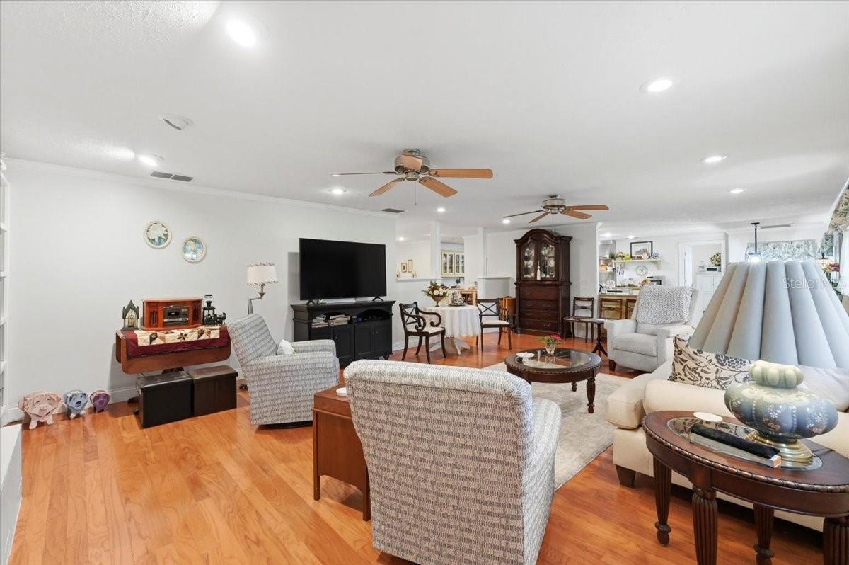 2910 FRITZKE RD, DOVER, FL, 33527