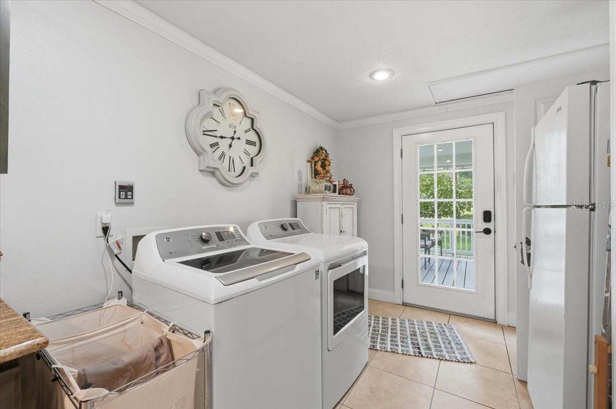 2910 FRITZKE RD, DOVER, FL, 33527