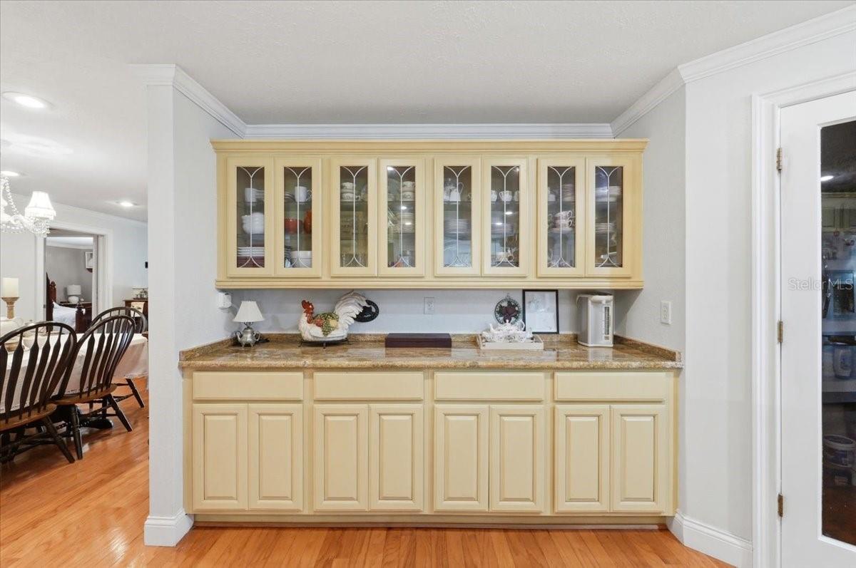 2910 FRITZKE RD, DOVER, FL, 33527