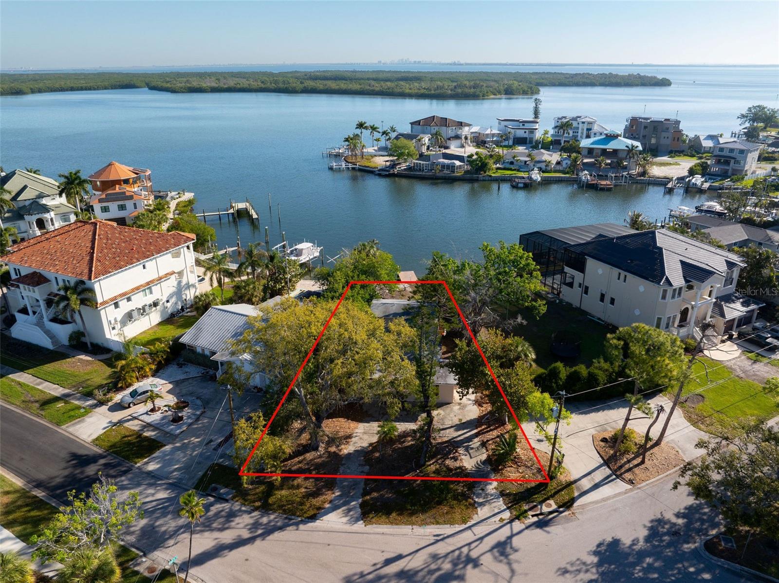 1859 BAYOU GRANDE BLVD NE, ST PETERSBURG, FL, 33703
