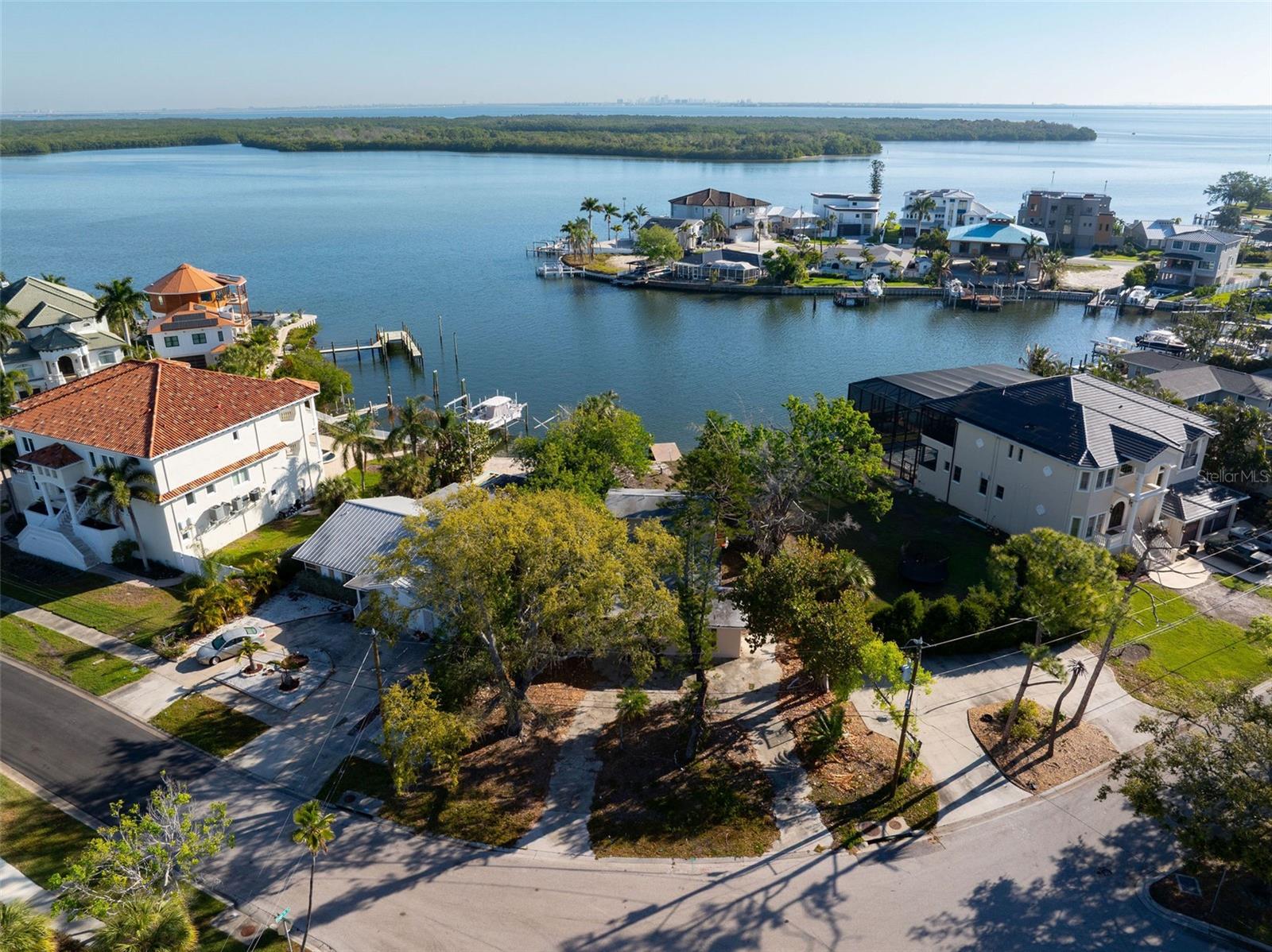 1859 BAYOU GRANDE BLVD NE, ST PETERSBURG, FL, 33703