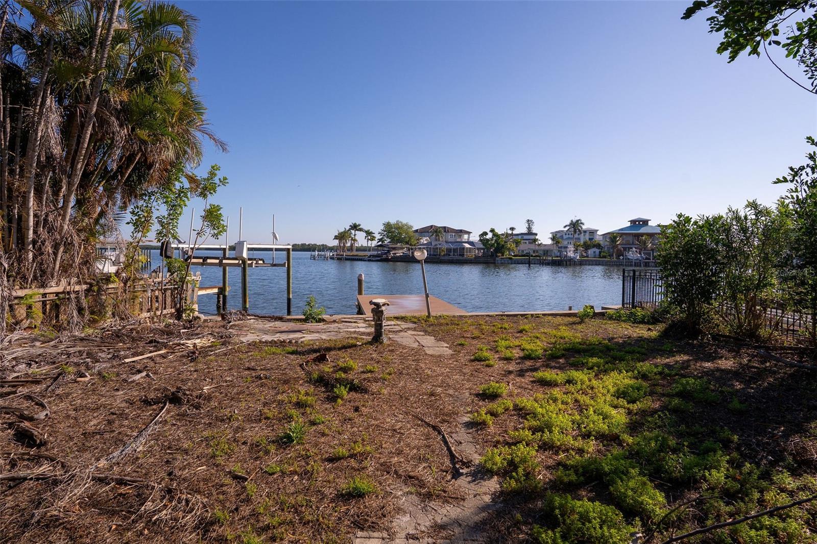 1859 BAYOU GRANDE BLVD NE, ST PETERSBURG, FL, 33703