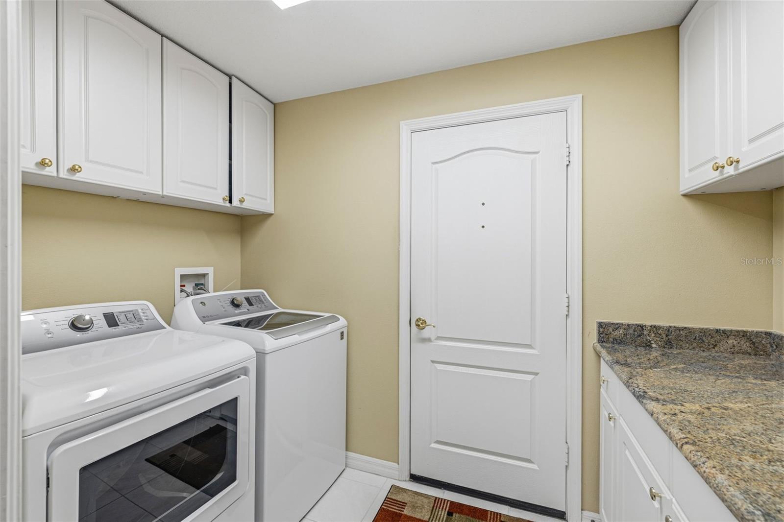 10334 COLLAR DR, SAN ANTONIO, FL, 33576