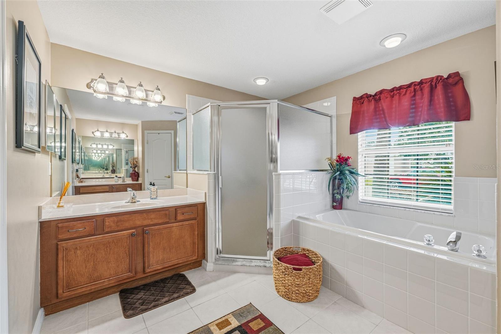 10334 COLLAR DR, SAN ANTONIO, FL, 33576