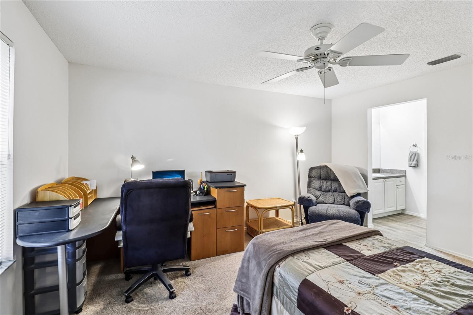 2019 THURMOND AVE, THE VILLAGES, FL, 32162