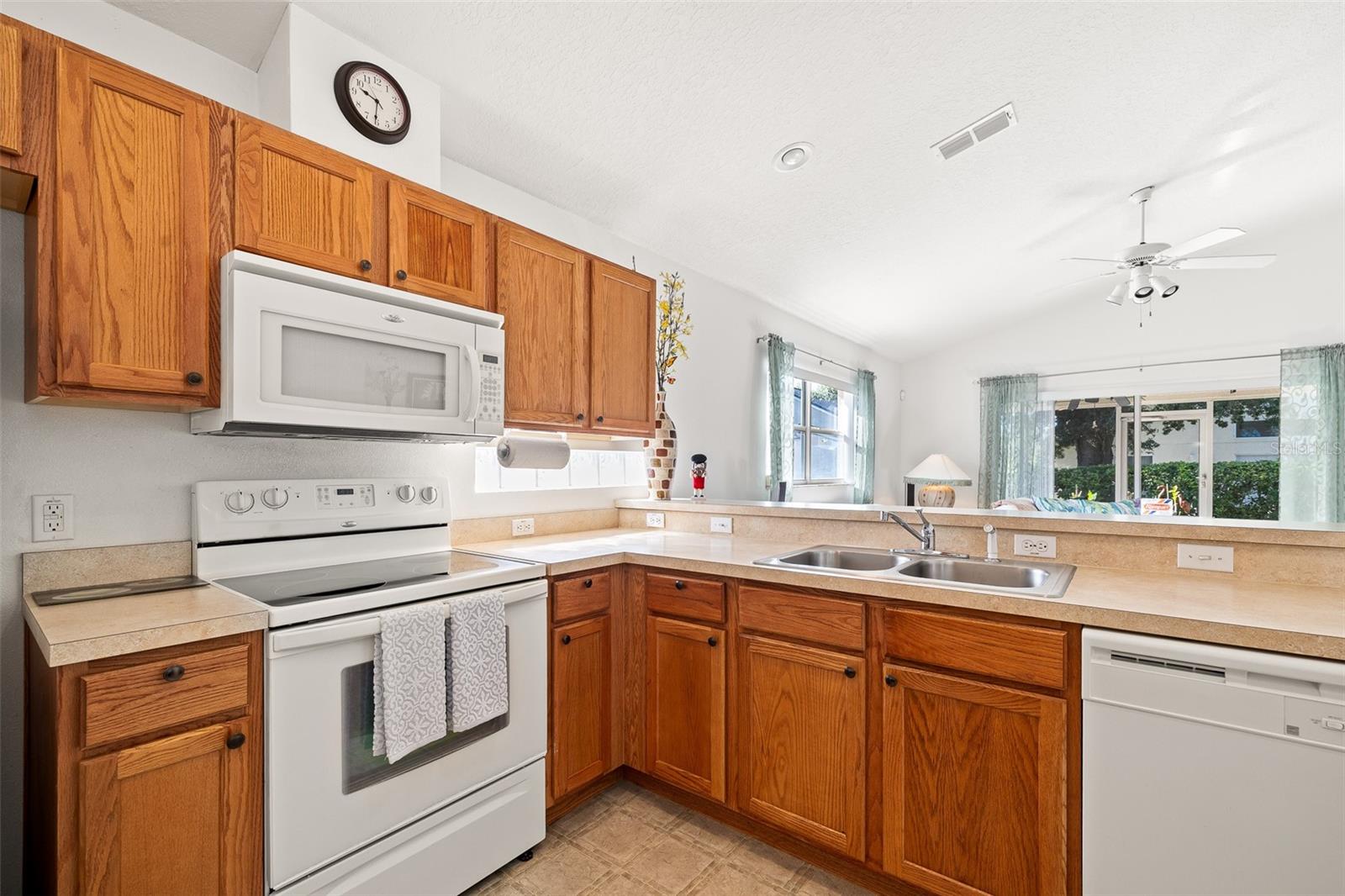 2752 BARCLAY LN, KISSIMMEE, FL, 34743