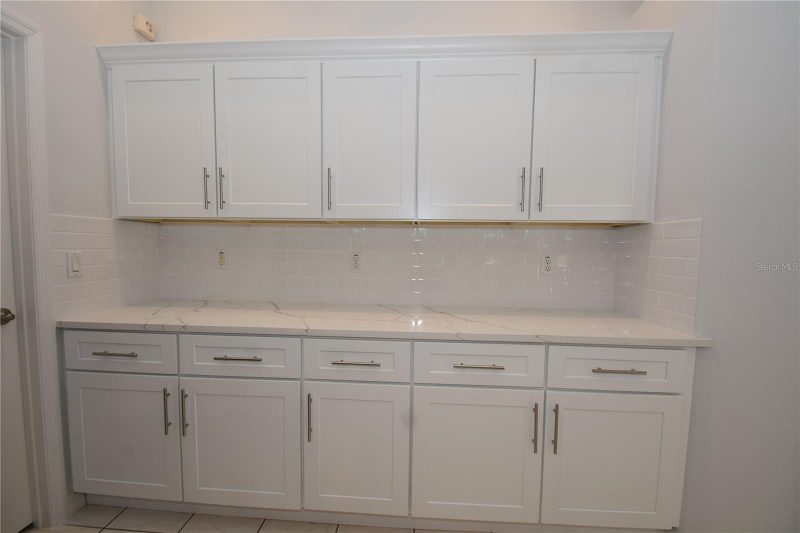 17 WHITE HALL DR, PALM COAST, FL, 32164