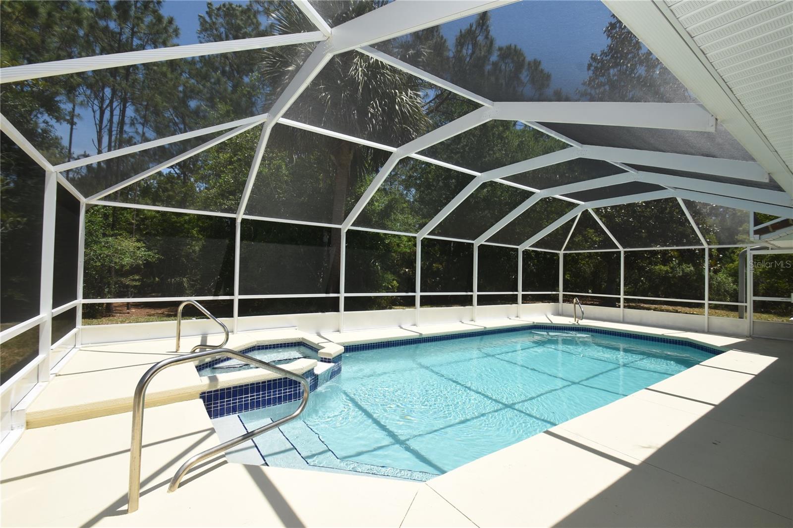 17 WHITE HALL DR, PALM COAST, FL, 32164