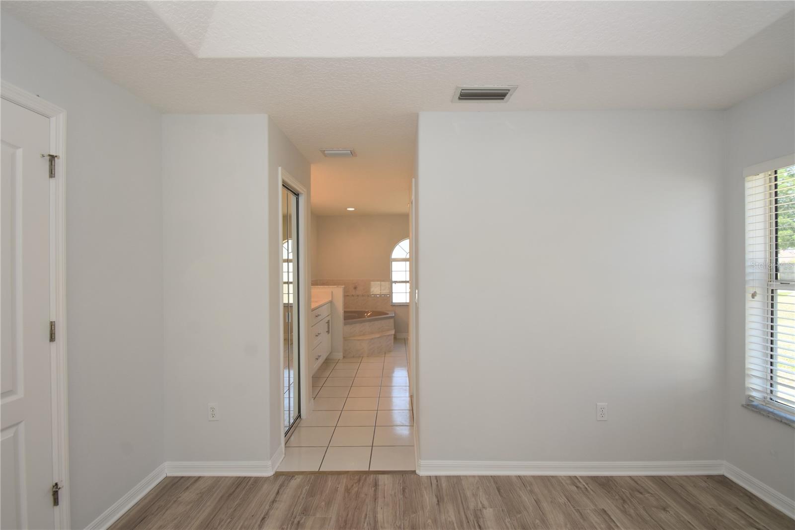 17 WHITE HALL DR, PALM COAST, FL, 32164